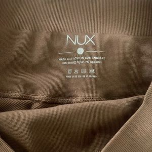 NUX leggings sz.Large